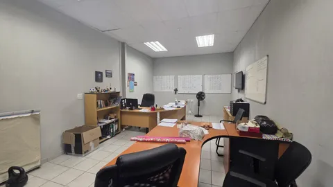 WhatsApp Image 2025-12-10 at 08.18.07 (2).